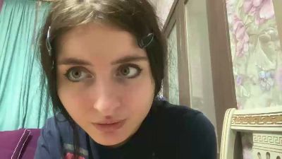 EvonLicano live cam on Cam4