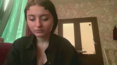 EvonLicano live cam on Cam4