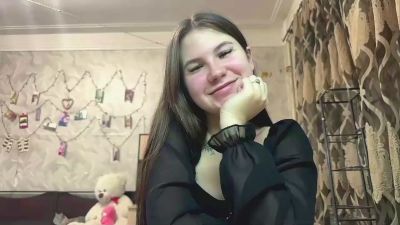 EwaLeef live cam on Cam4