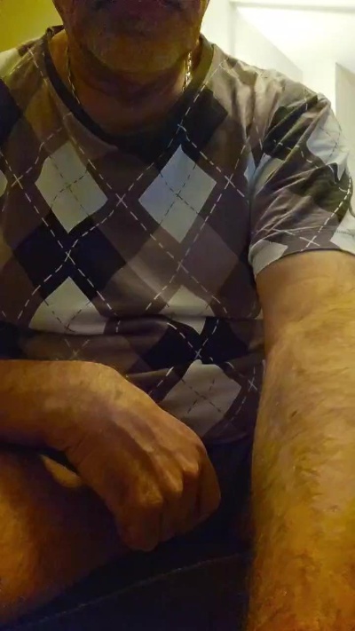 Exibbi42 live cam on Cam4