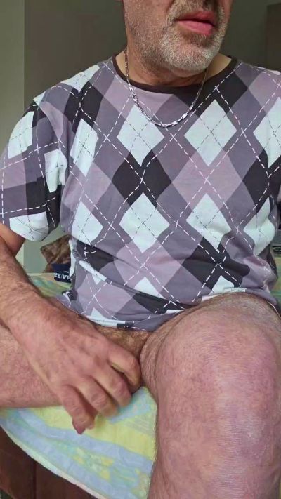Exibbi42 live cam on Cam4