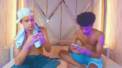 Exotic_boysxx live cam on Cam4