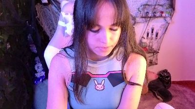 Eymmy_24 live cam on Cam4