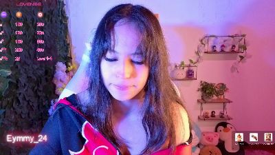 Eymmy_24 live cam on Cam4