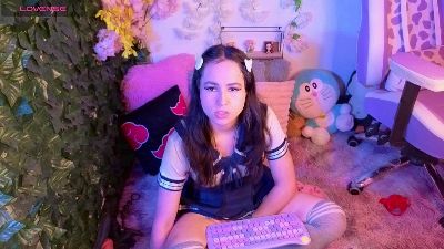 Eymmy_24 live cam on Cam4