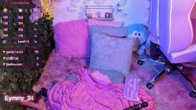 Eymmy_24 live cam on Cam4