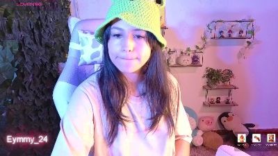 Eymmy_24 live cam on Cam4