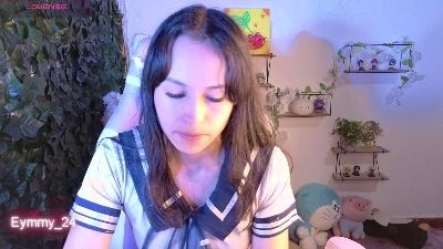 Eymmy_24 live cam on Cam4