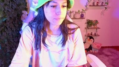 Eymmy_24 live cam on Cam4