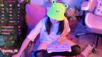 Eymmy_24 live cam on Cam4