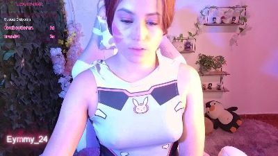 Eymmy_24 live cam on Cam4