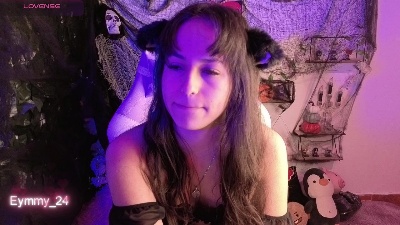 Eymmy_24 live cam on Cam4