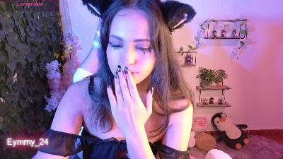 Eymmy_24 live cam on Cam4