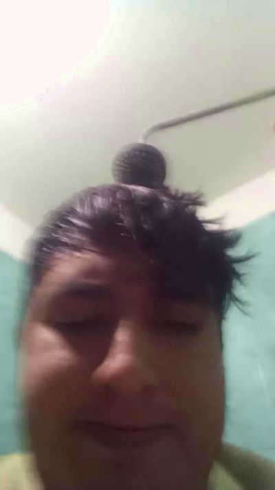 Ezdras92 live cam on Cam4