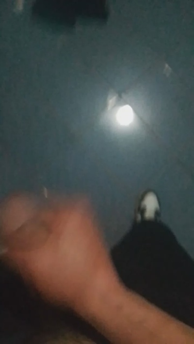 Eze33zsur live cam on Cam4