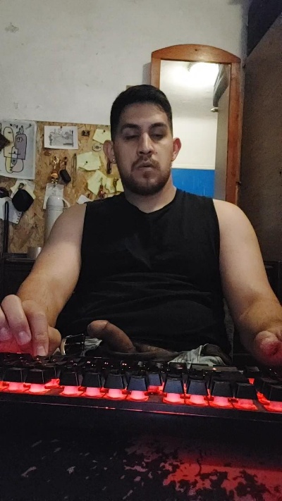 Ezeca1 live cam on Cam4