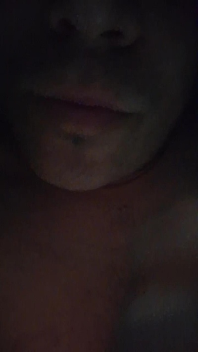 Ezecam35 live cam on Cam4
