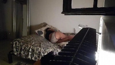 FATISS live cam on Cam4
