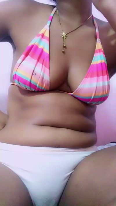 FLEURISSA live cam on Cam4