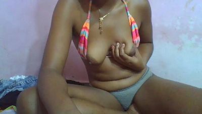 FLEURISSA live cam on Cam4