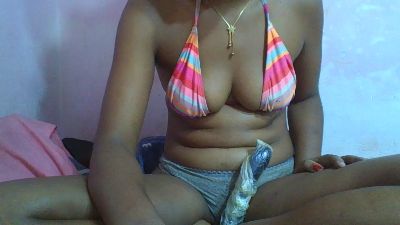 FLEURISSA live cam on Cam4