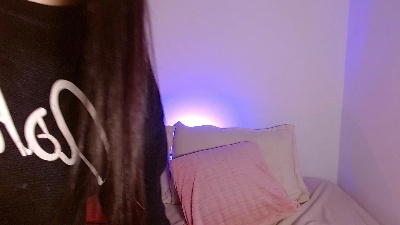 FLUFFY_PEIT1 live cam on Cam4