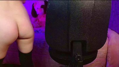 FLUFFY_PEIT1 live cam on Cam4