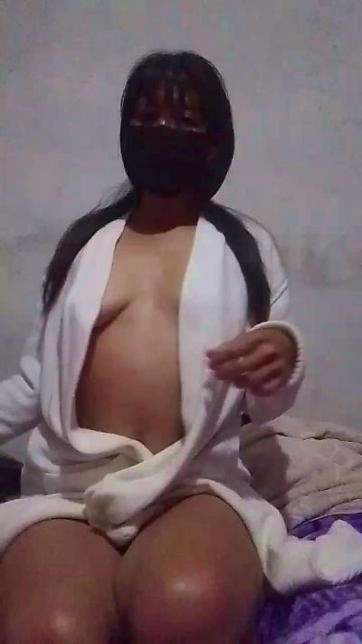 FOXY_G56 live cam on Cam4