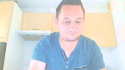 Fabien00031 live cam on Cam4