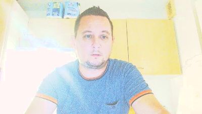 Fabien4431 live cam on Cam4
