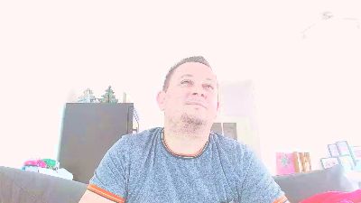 Fabien4431 live cam on Cam4