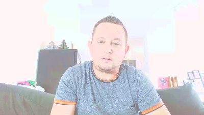 Fabien4431 live cam on Cam4