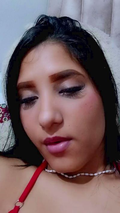 Fabiolasky live cam on Cam4