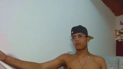 FabriitzioCock live cam on Cam4