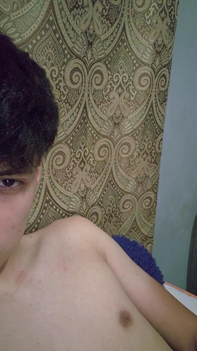 Fabrixz1 live cam on Cam4