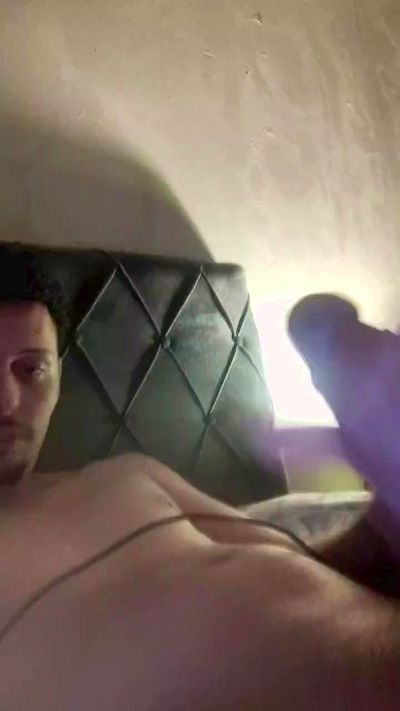 Fabrizio2525 live cam on Cam4