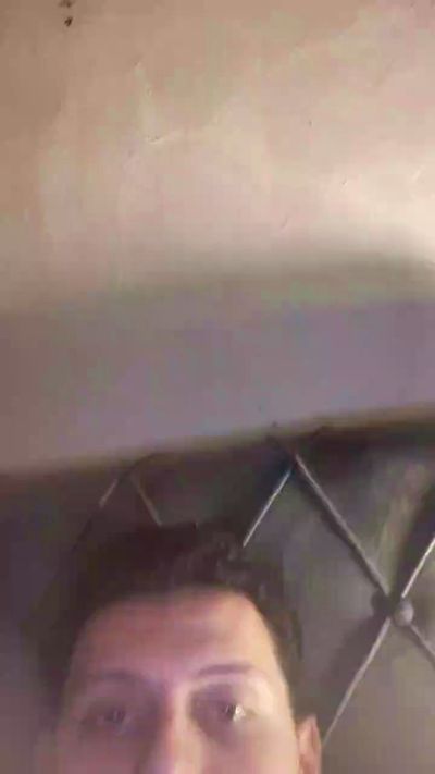 Fabrizio2525 live cam on Cam4