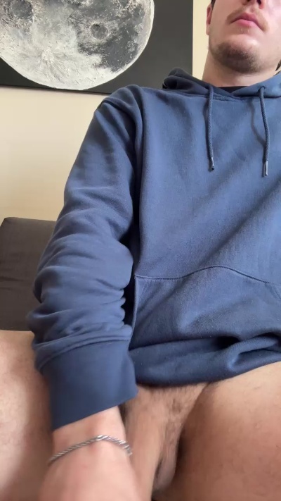 Facuborru live male webcam from Spain