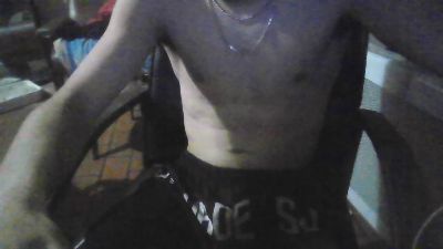 Facundito_2004 live cam on Cam4