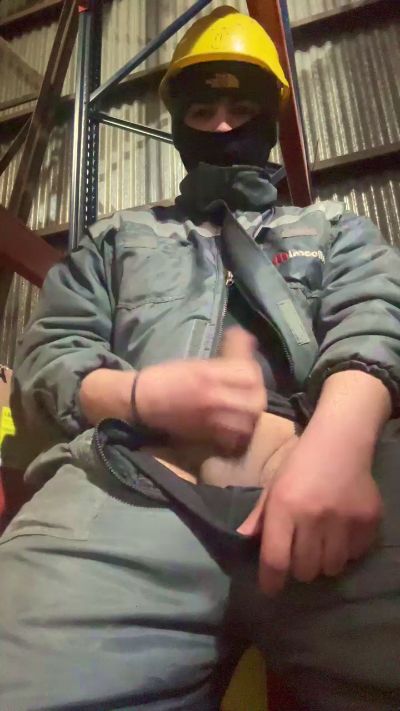 Facuviggr live cam on Cam4