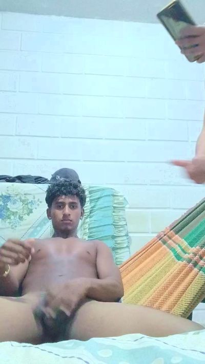 Fagua_pig live cam on Cam4