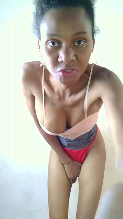 FaizaG live cam on Cam4