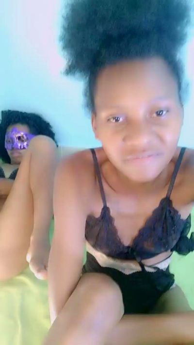 FaizaG live cam on Cam4