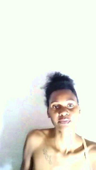 FaizaG live cam on Cam4