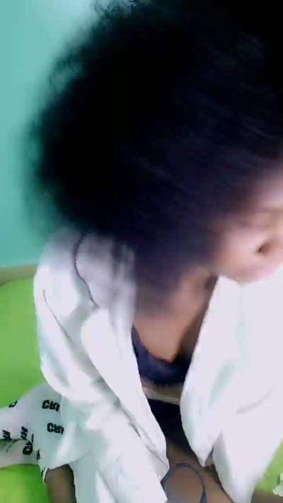 FaizaG live cam on Cam4