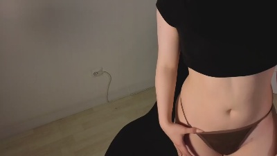 Falowersinger live cam on Cam4