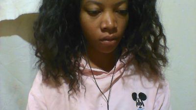 Fanirivaleri live cam on Cam4