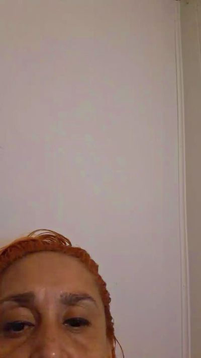 Fantasygurl69 live cam on Cam4