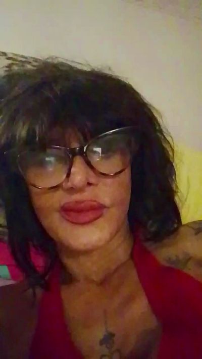 Farfallina73520 live cam on Cam4