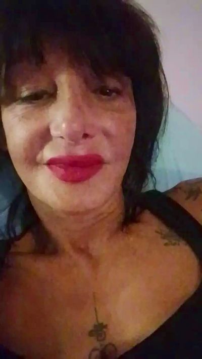 Farfallina73520 live cam on Cam4